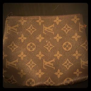 Coin purse with Louis Vuitton silk handkerchief